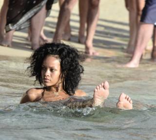 Rihanna feet photo thumbnail