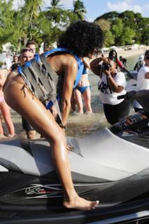 Rihanna feet photo thumbnail