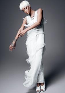 Rihanna feet photo thumbnail