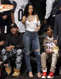 Rihanna feet photo thumbnail
