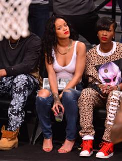 Rihanna feet photo thumbnail
