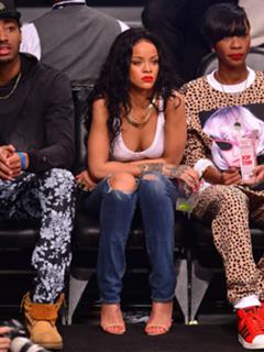 Rihanna feet photo thumbnail