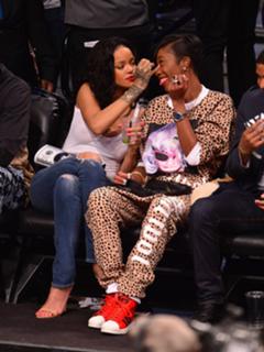 Rihanna feet photo thumbnail