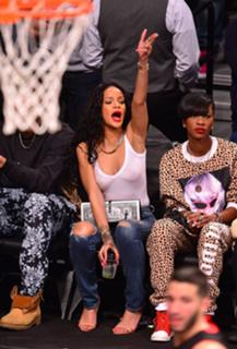 Rihanna feet photo thumbnail