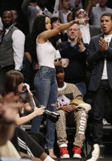 Rihanna feet photo thumbnail
