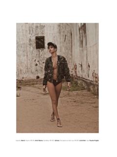 Rihanna feet photo thumbnail