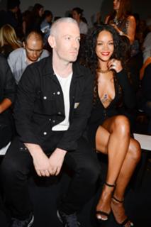 Rihanna feet photo thumbnail