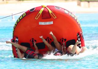 Rihanna feet photo thumbnail