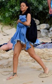 Rihanna feet photo thumbnail