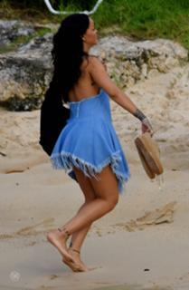 Rihanna feet photo thumbnail