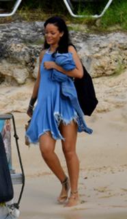 Rihanna feet photo thumbnail