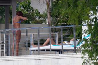 Rihanna feet photo thumbnail