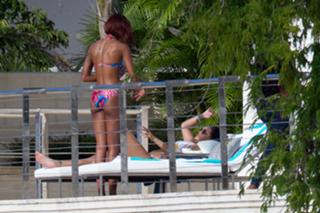 Rihanna feet photo thumbnail