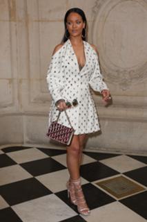 Rihanna feet photo thumbnail