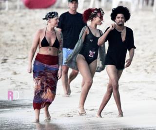 Rihanna feet photo thumbnail