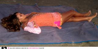 Rihanna feet photo thumbnail