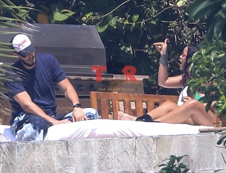 Rihanna feet photo thumbnail