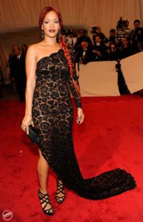 Rihanna feet photo thumbnail