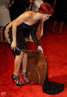 Rihanna feet photo thumbnail