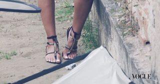Rihanna feet photo thumbnail