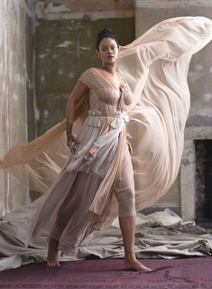 Rihanna feet photo thumbnail