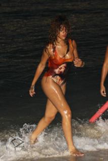 Rihanna feet photo thumbnail