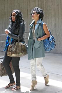 Rihanna feet photo thumbnail