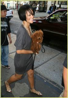 Rihanna feet photo thumbnail