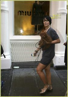 Rihanna feet photo thumbnail