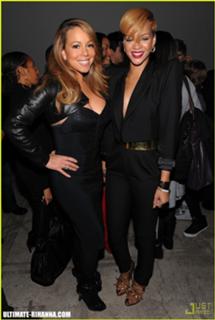 Rihanna feet photo thumbnail