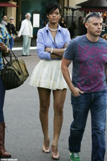 Rihanna feet photo thumbnail