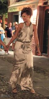 Rihanna feet photo thumbnail