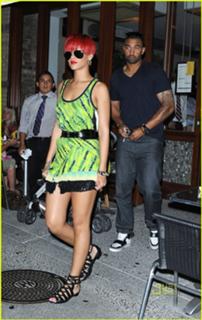 Rihanna feet photo thumbnail