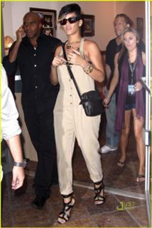 Rihanna feet photo thumbnail