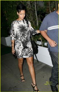 Rihanna feet photo thumbnail