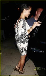 Rihanna feet photo thumbnail