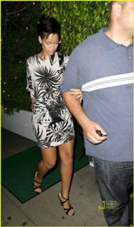 Rihanna feet photo thumbnail