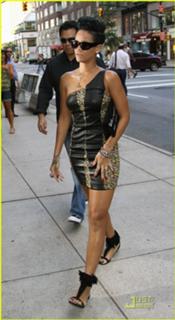 Rihanna feet photo thumbnail