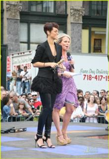 Rihanna feet photo thumbnail