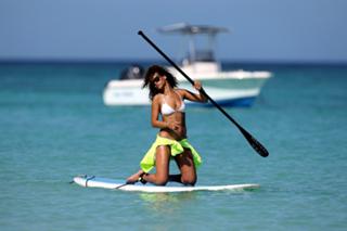 Rihanna feet photo thumbnail