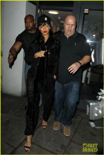 Rihanna feet photo thumbnail