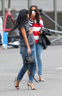 Rihanna feet photo thumbnail