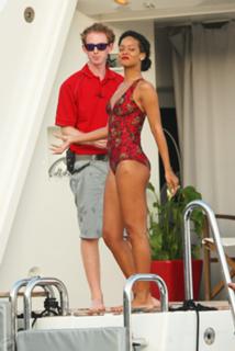 Rihanna feet photo thumbnail
