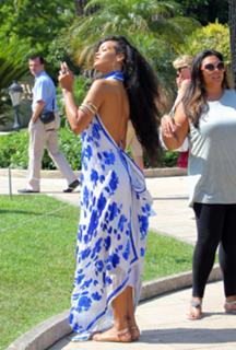 Rihanna feet photo thumbnail