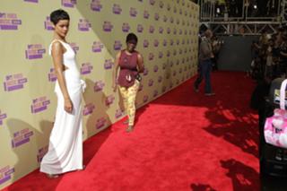 Rihanna feet photo thumbnail