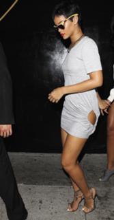 Rihanna feet photo thumbnail