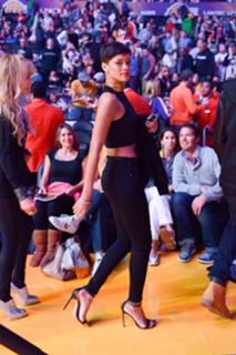 Rihanna feet photo thumbnail