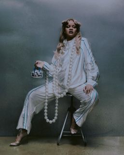 Rihanna feet photo thumbnail