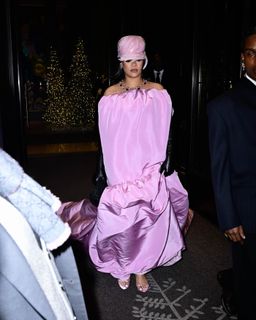 Rihanna feet photo 13
