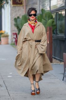 Rihanna feet photo 17